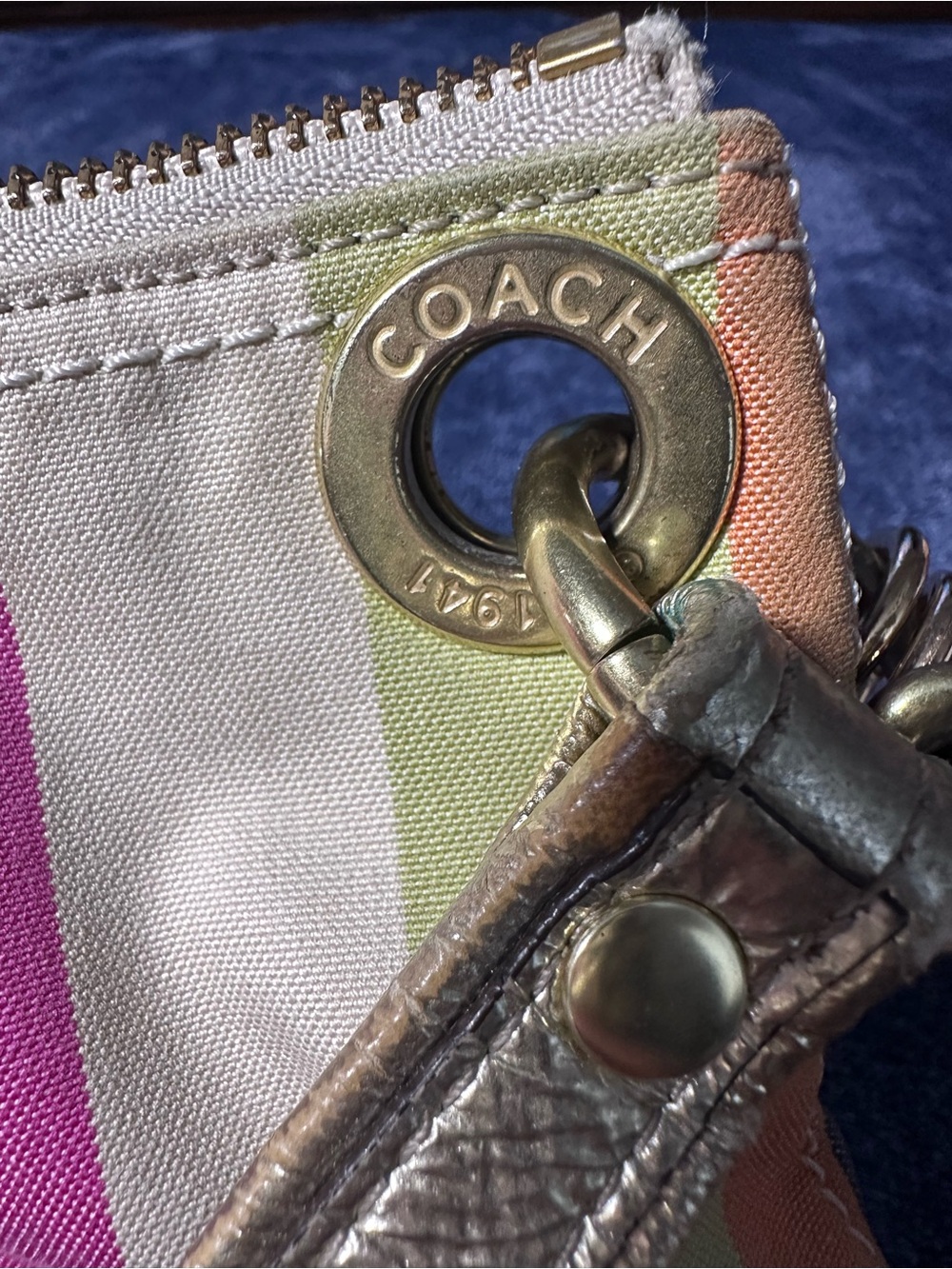 Coach Poppy Legacy Striped Sequined Hippie Purse - Picture 15 of 16